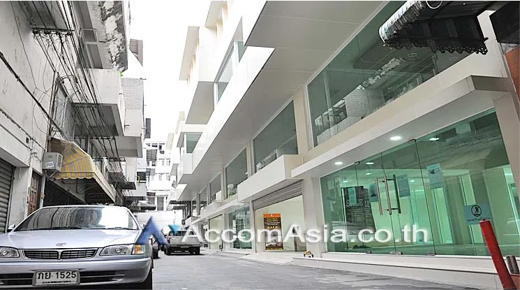unit Office space For Sale in Silom, Bangkok  near BTS Sala Daeng (AA13147)